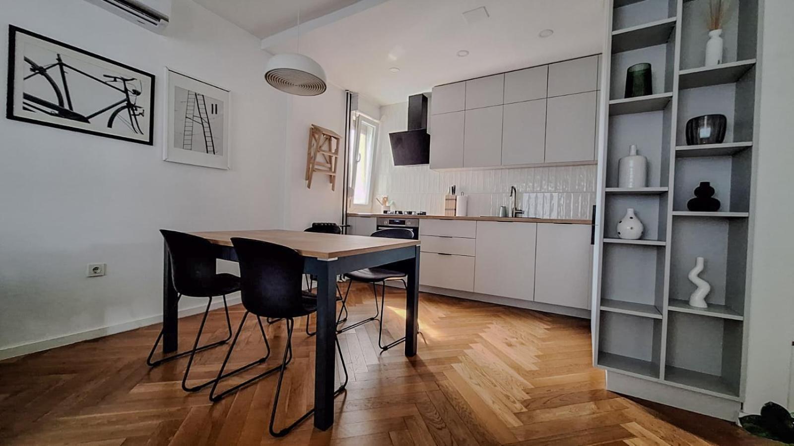 Apartment J&v *