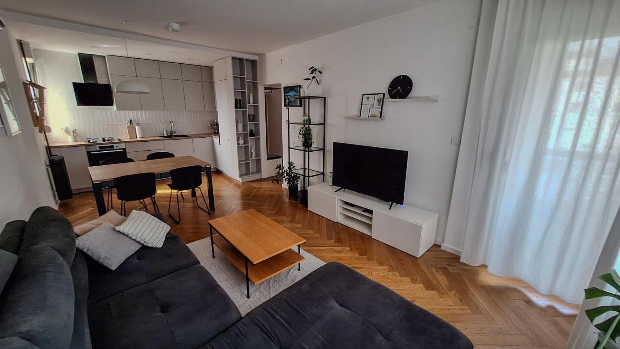 J&v Apartman